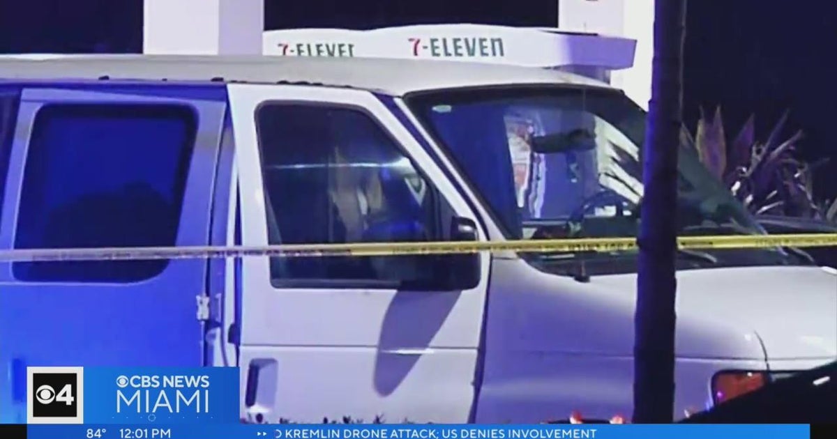 Boy killed, male wounded in shooting at Dania Beach 7Eleven