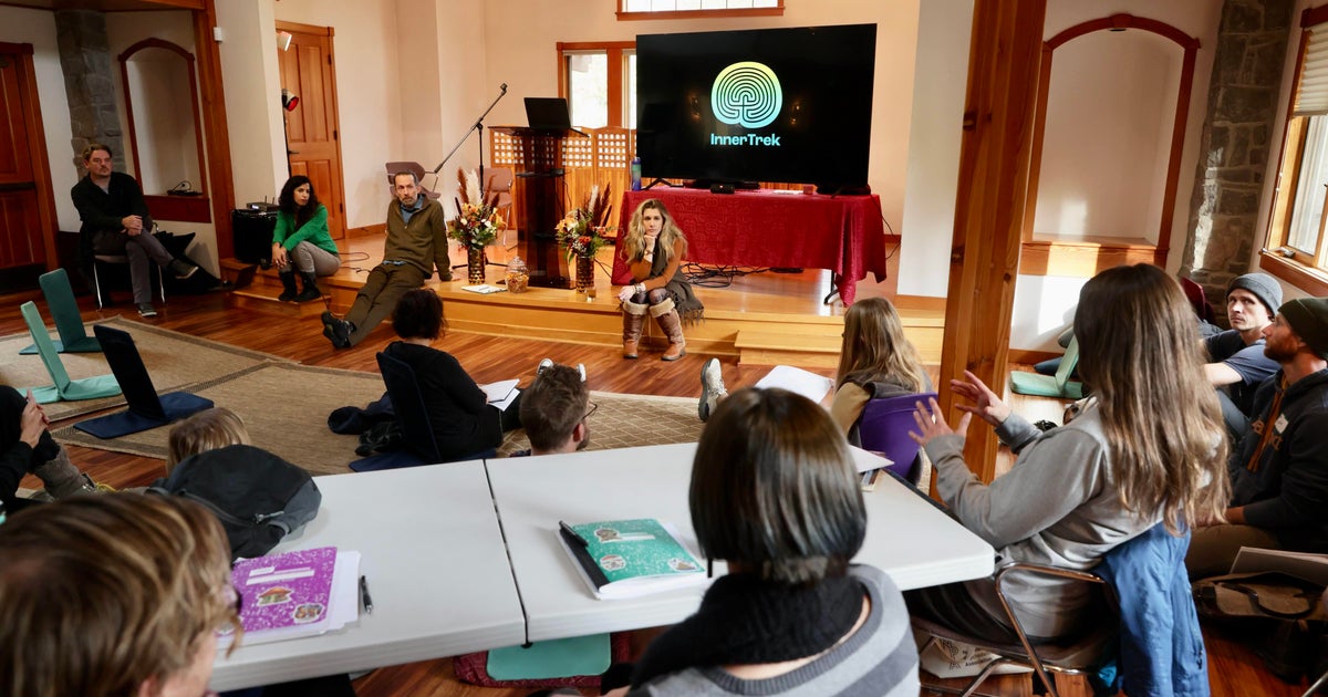 Magic mushroom guides in Oregon face uncertain trip ahead