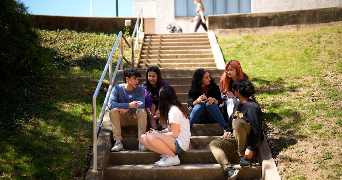 To improve kids' mental health, some schools start later - Vimarsana News