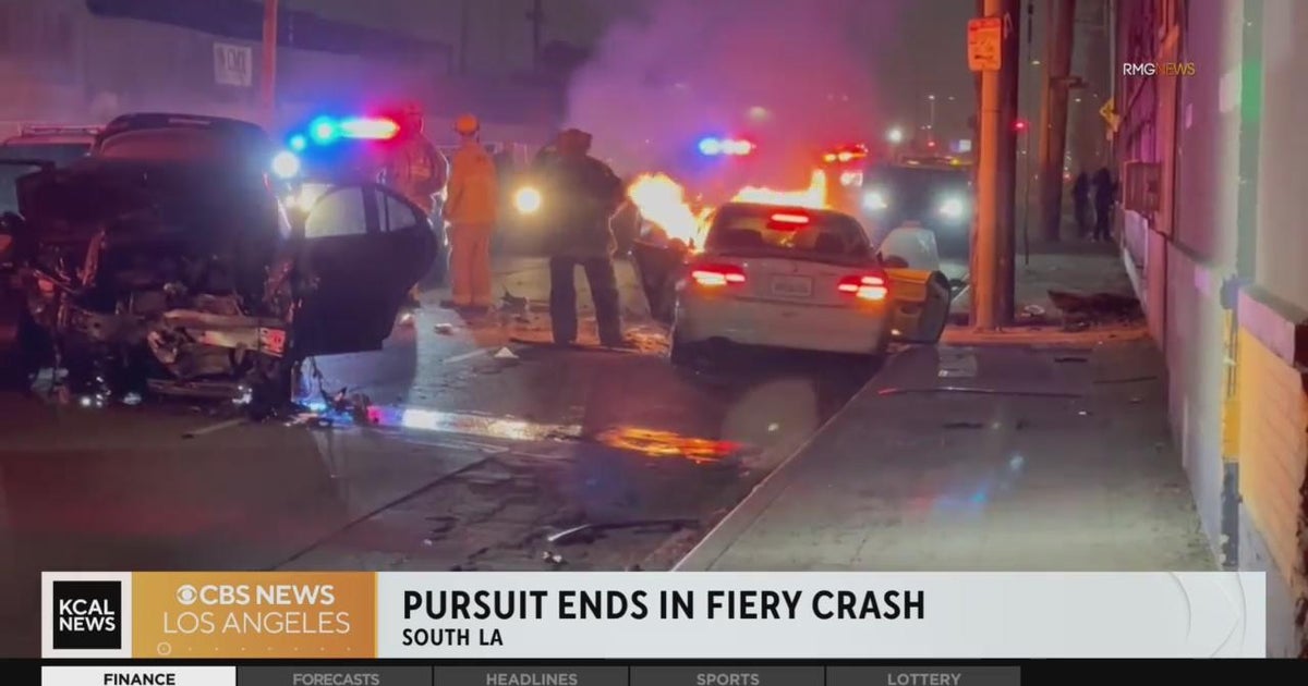 Stolen car crashes into uninvolved vehicle in police pursuit: LAPD ...