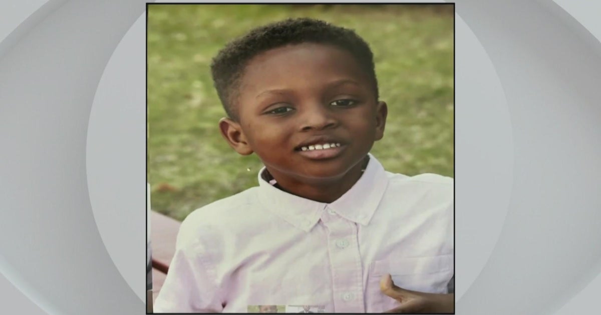 Desperate search for missing 4yearold boy around Castle Island in