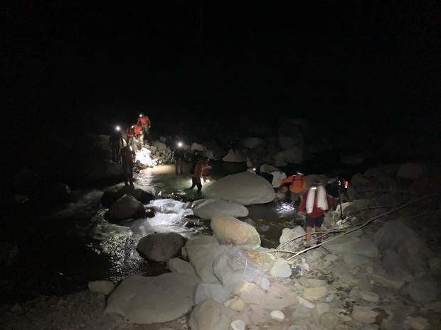 ojai-missing-hikers-stream-crossing.jpg 