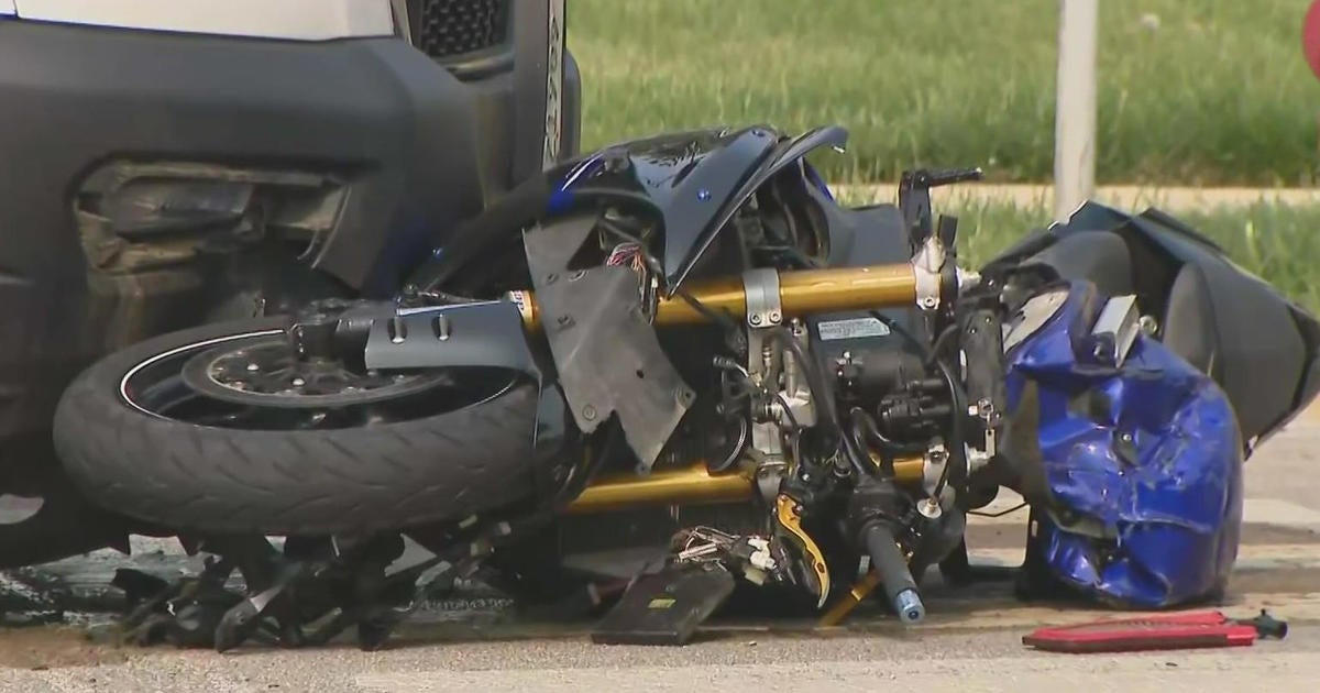 Motorcyclist Dies After Colliding With Pace Bus On Far Southwest Side