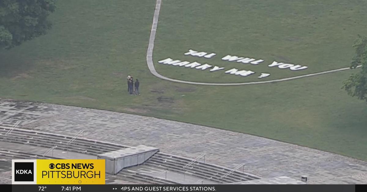 Pittsburgh man proposes in helicopter with question written at Point State Park below