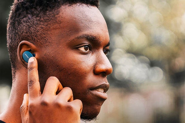 bose-sport-earbuds-hero-walmart.jpg