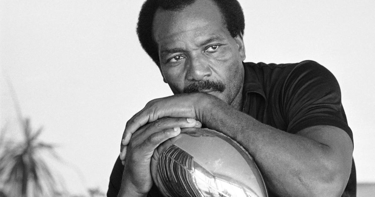 Jim Brown, legendary NFL star and civil rights advocate, dies at 87 - The  Boston Globe