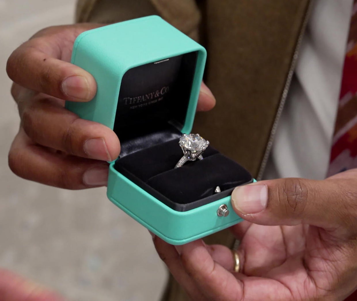 tiffanys-ring.jpg 