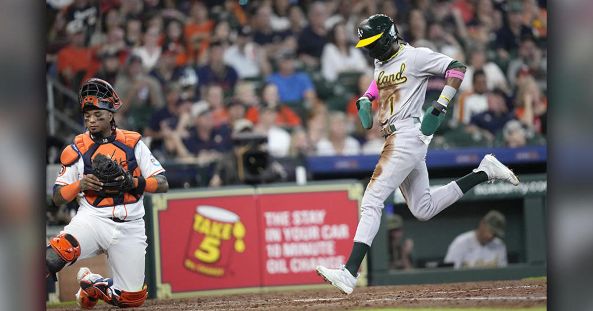 Yordan Alvarez's 8th-inning blast lifts Astros over Athletics 3-2