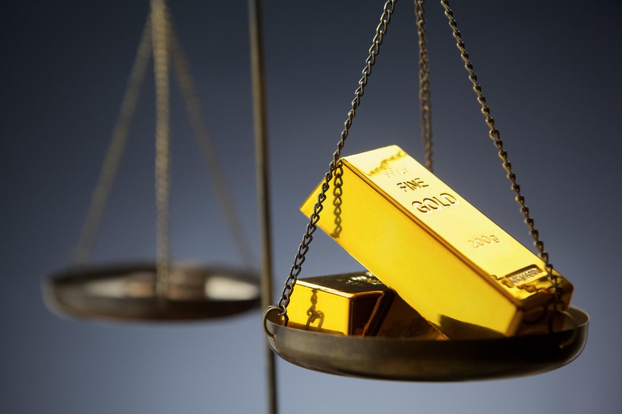 How much is gold per ounce 