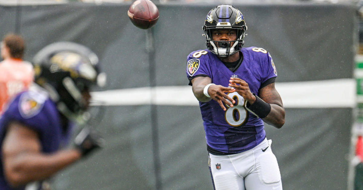 Lamar Jackson at voluntary practice for Ravens after skipping last