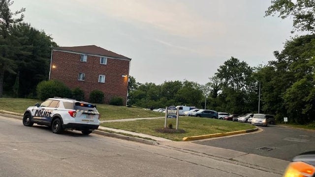 Emergency lights on a us police car 