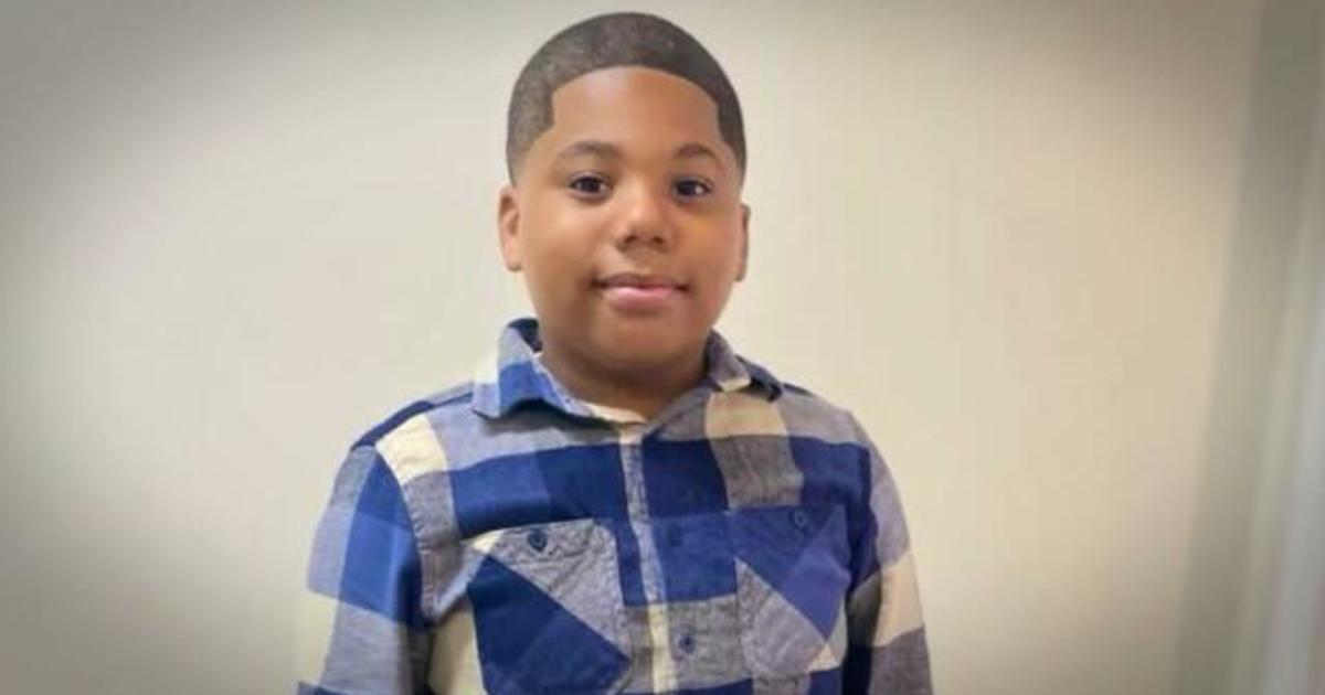 Family, attorney call for firing of Mississippi officer after 11-year-old boy is shot