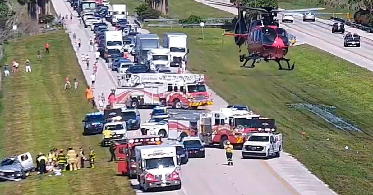 4 people today wounded in I-75 crash, a person airlifted