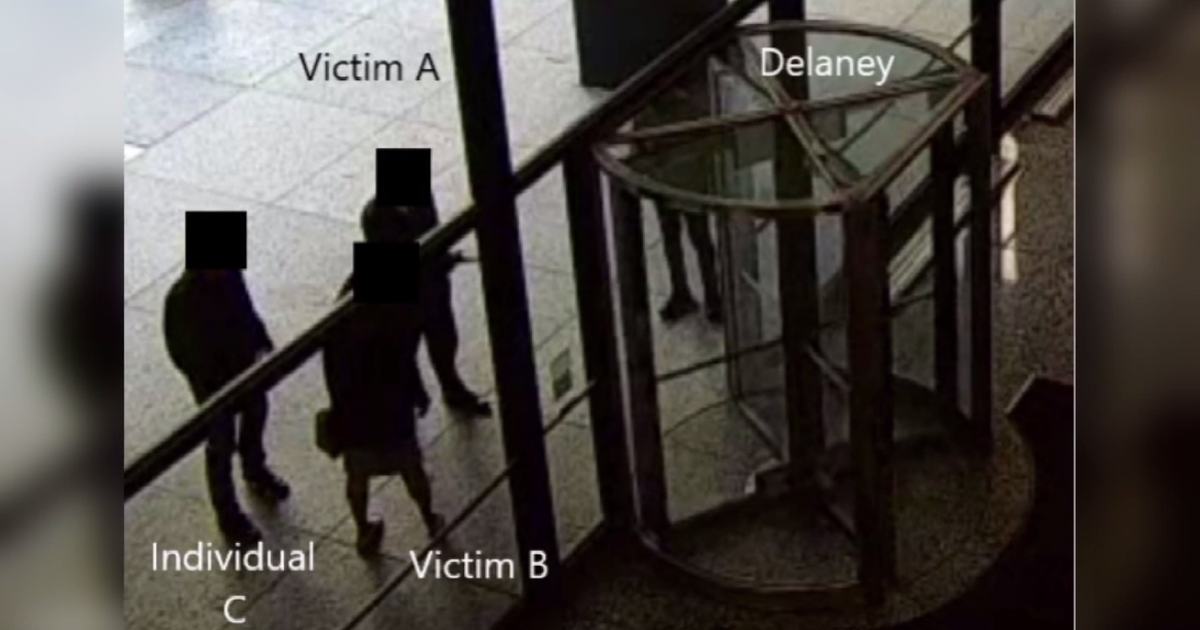 Man charged with pulling machete at Dirksen Federal Building CBS Chicago