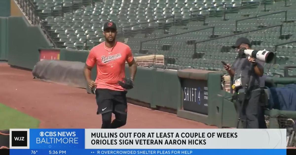 Orioles sign Aaron Hicks 10 days after Yankees cut him