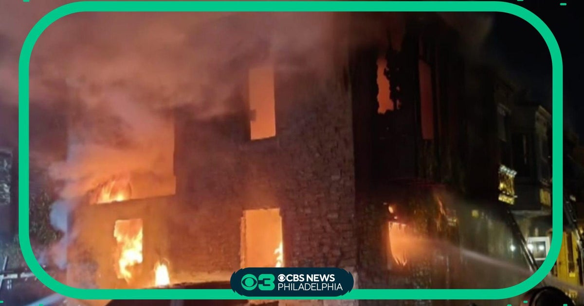 Fire displaces several in S. Philly - CBS Philadelphia