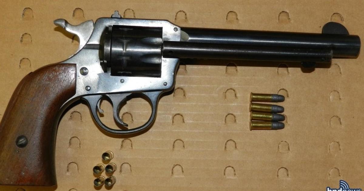 14-year-old boy with loaded gun arrested in Roxbury