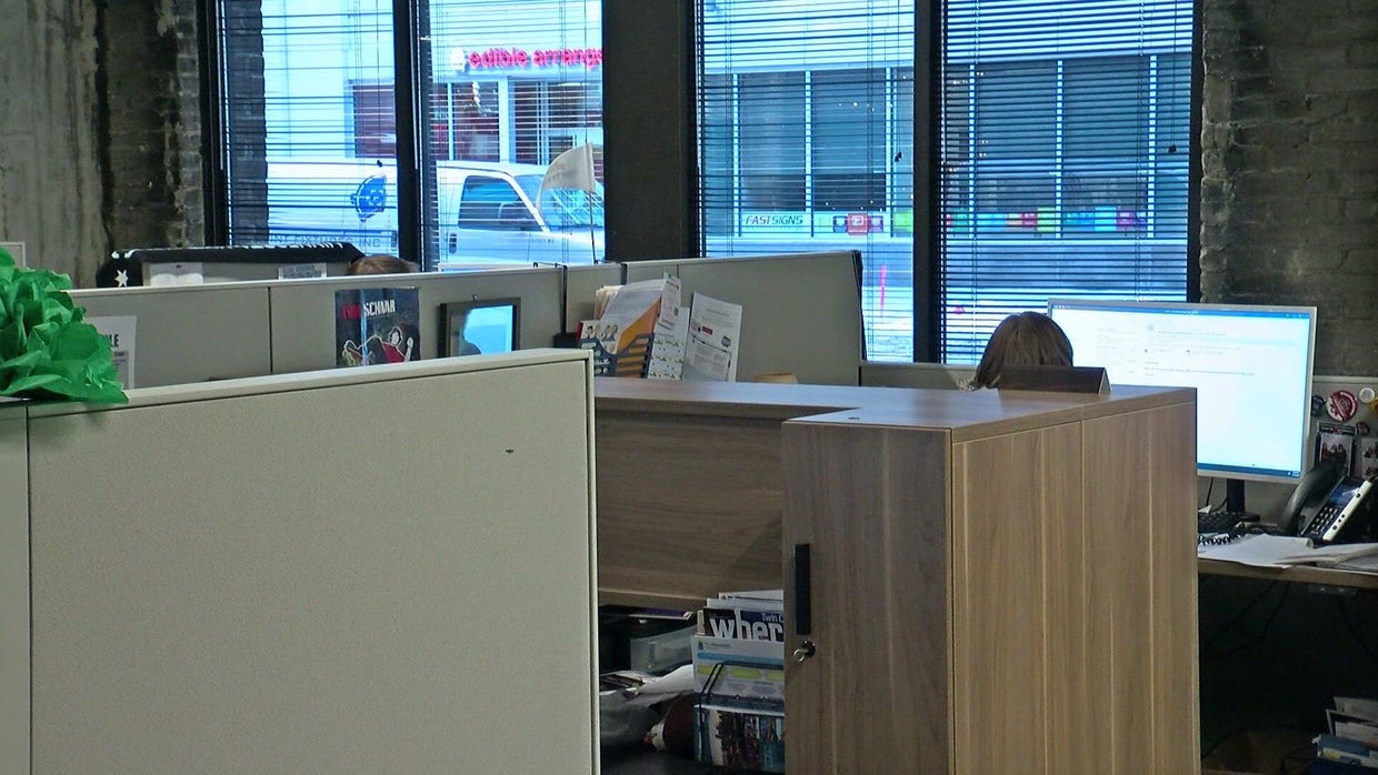 How many workers get paid holidays off? - CBS Minnesota