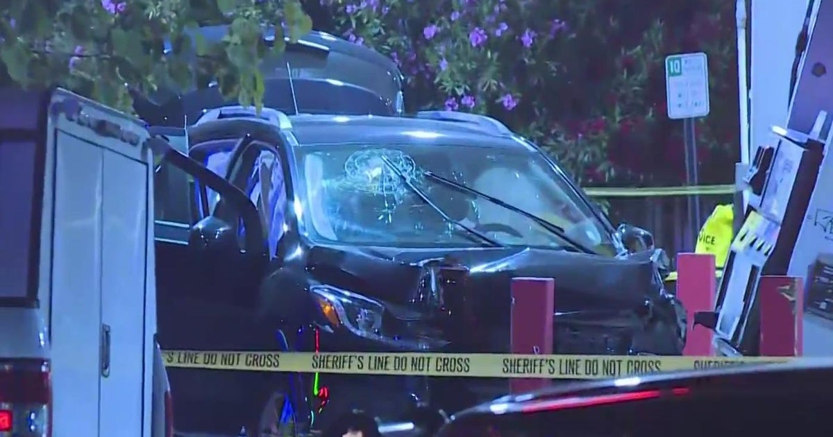 North Highlands shooting leads to chase, crash and carjacking