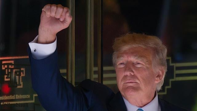 cbsn-fusion-republican-presidential-field-looking-to-eat-into-trump-lead-thumbnail-2015558-640x360.jpg 