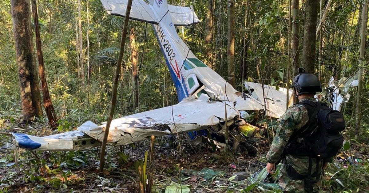 Children from  plane crash helped by Colombia commandos - CBS News