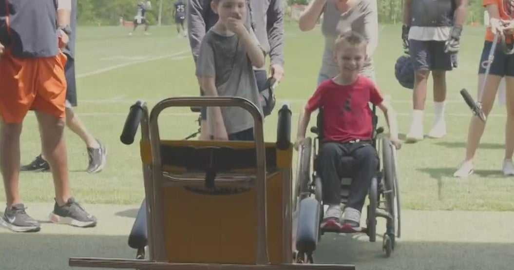 Bears present special wheelchair to Cooper Roberts, boy shot in