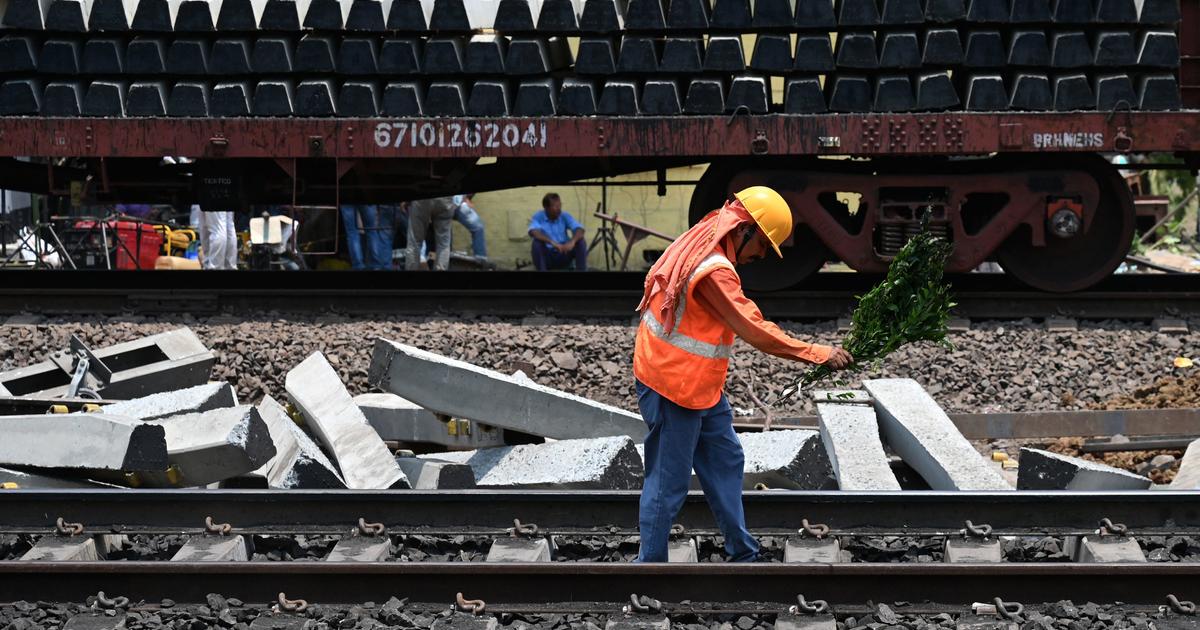India train crash investigators to look at possibility of sabotage after wreck in Odisha kills hundreds