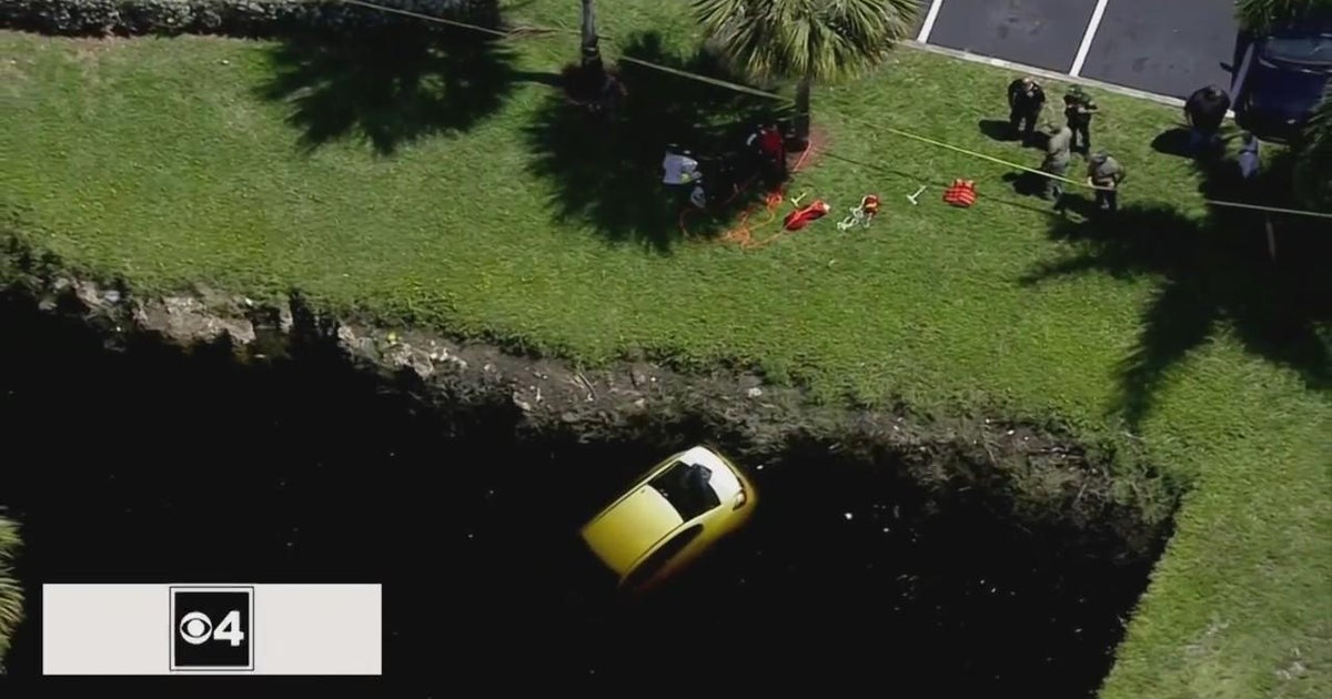 Automobile uncovered in North Lauderdale canal