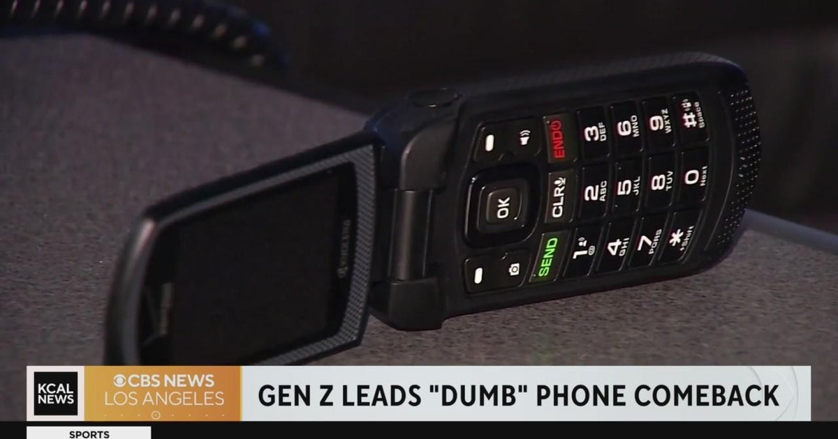 Return of 'dumb' phones? Ditching easy internet access for mental ...