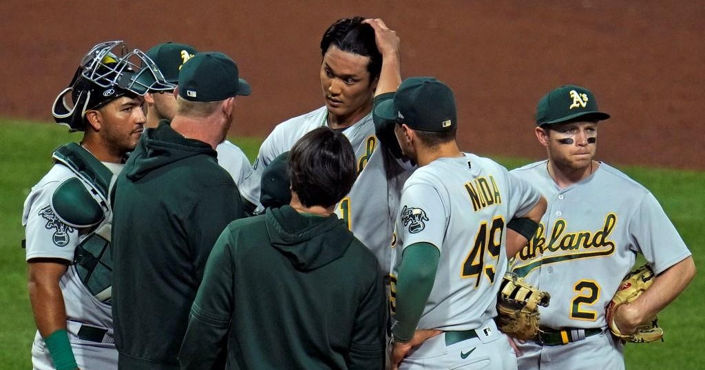 McCutchen’s sacrifice fly lifts Pirates to 5-4, extends Athletics’ road losing streak to 15