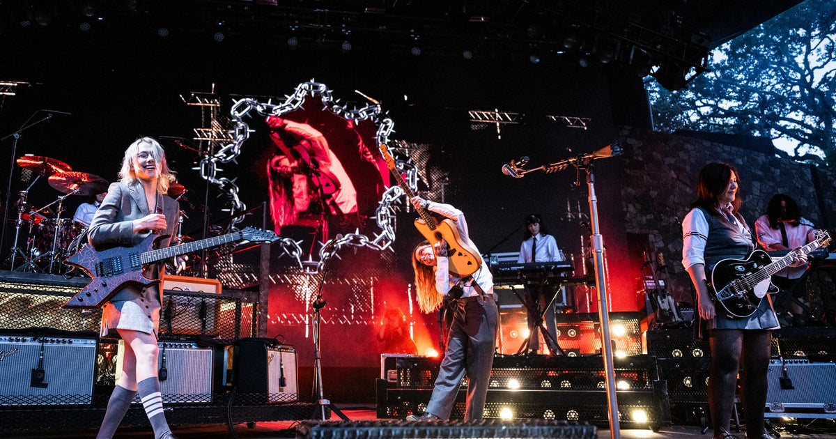 Photos Indie supergroup boygenius closes out ReSET Festival at Stanford