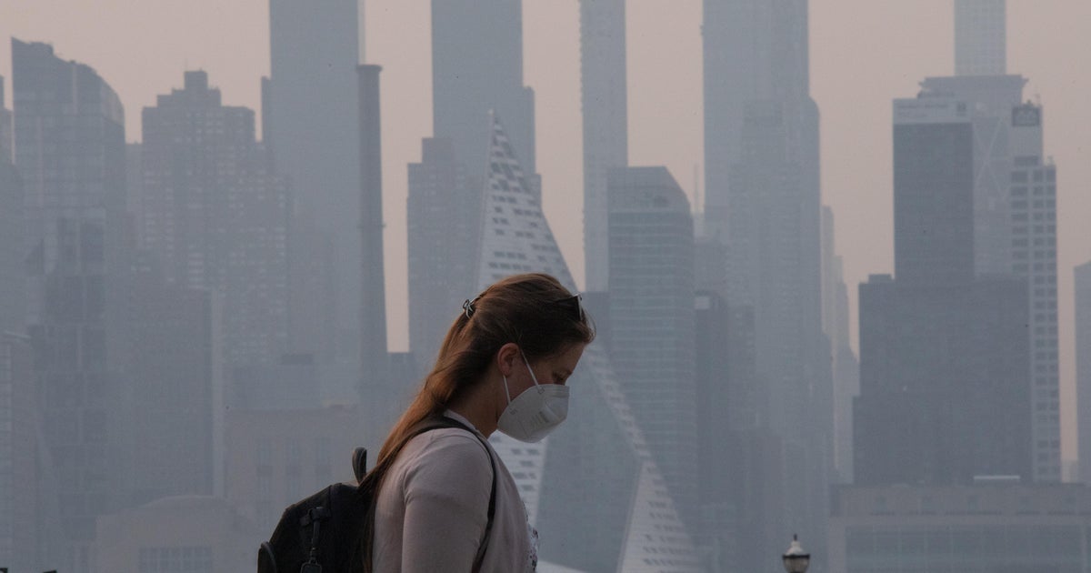 Woman Was Wearing a Mask and Running on Air Pollution Stock Image