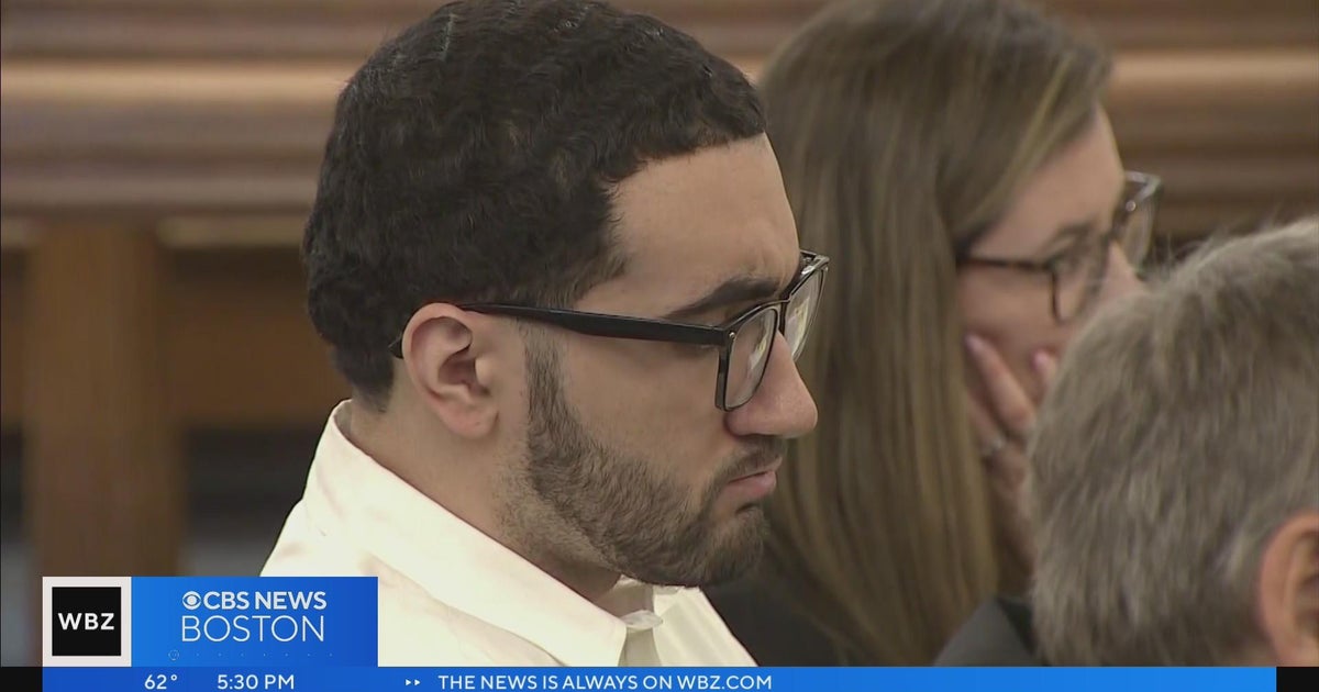 Trial begins for man accused of killing Weymouth Police officer ...