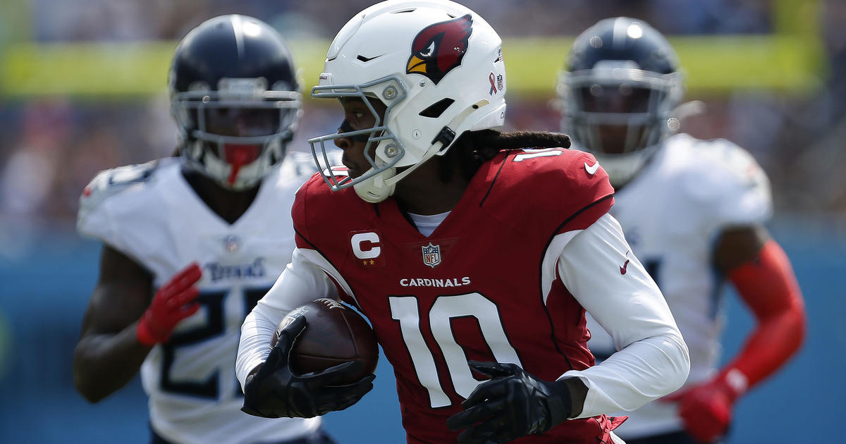 DeAndre Hopkins' tweet might interest Patriots, Titans receivers