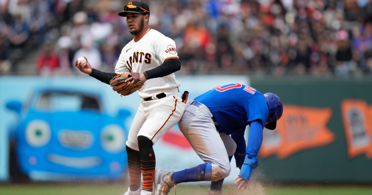 Joc Pederson, Giants struggle on defense in loss to Cubs