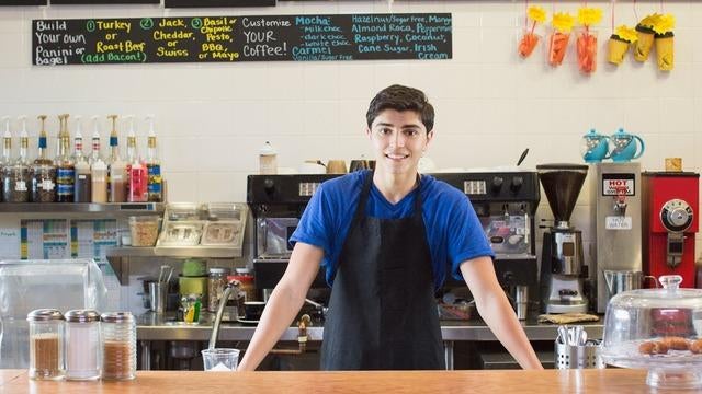 cbsn-fusion-teenage-investment-tips-summer-jobs-thumbnail-2042856-640x360.jpg 