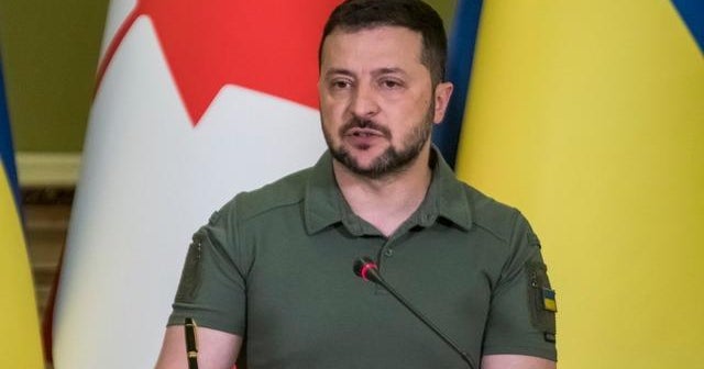 Ukraine moves Christmas to December 25, distancing alone from Russian tradition Ukraine moves Christmas to December 25, distancing alone from Russian tradition