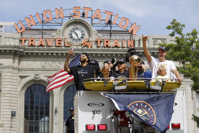 Nuggets fans prepare for Thursday's NBA Finals victory parade through  downtown Denver - CBS Colorado