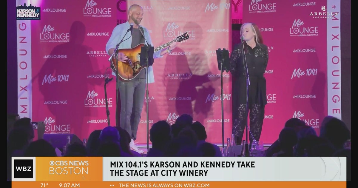 Mix 104 1 s karson kennedy take the stage at city winery cbs boston
