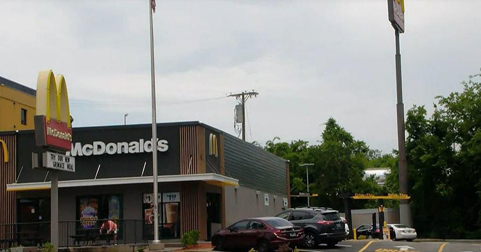 Gentleman allegedly falls asleep in McDonald’s generate-through line with gun, medicines Gentleman allegedly falls asleep in McDonald’s generate-through line with gun, medicines