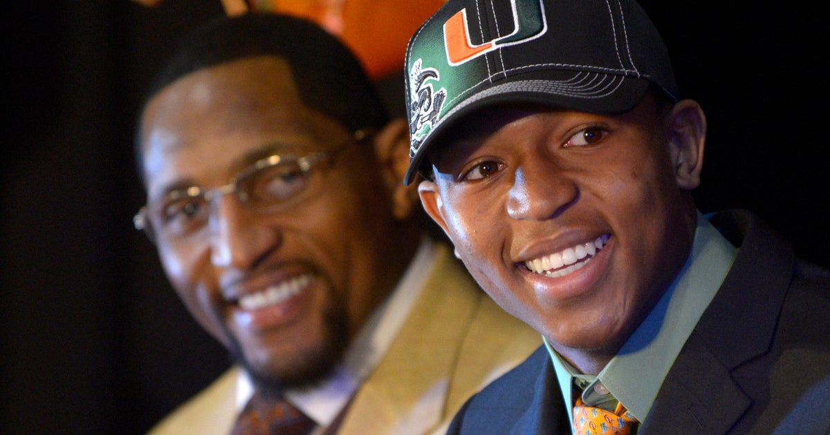Previous UM player Ray Lewis III, son of NFL wonderful, dies at 28 Previous UM player Ray Lewis III, son of NFL wonderful, dies at 28