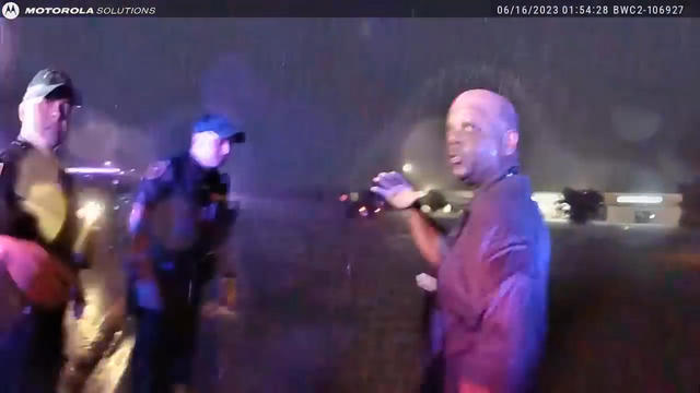 storyful-291381-deputy-gets-swept-away-by-flood-waters-while-attempting-a-rescue-in-pensacola-mp4-00-04-23-24-still001.jpg 