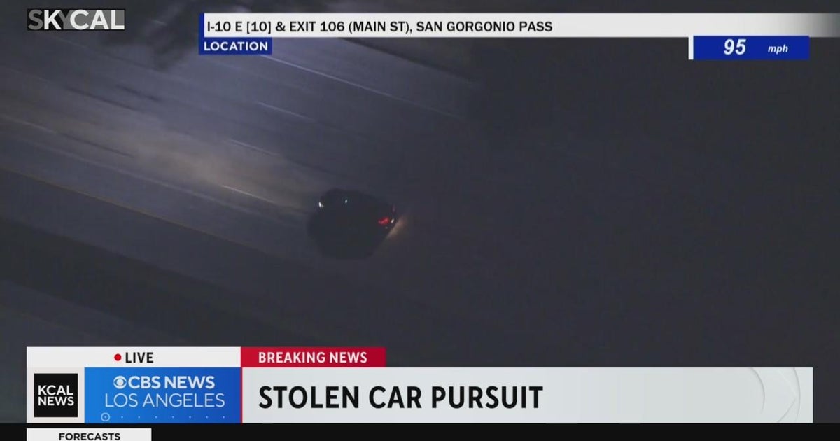 California Highway Patrol in pursuit of a stolen vehicle - CBS Los Angeles
