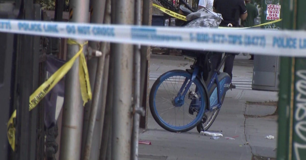 2 killed, 7 injured in shootings across New York City on Monday - CBS New York