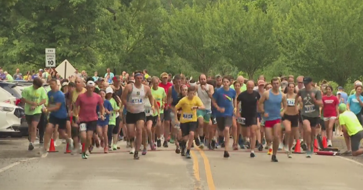 Hundreds turn out for Pittsburgh Cure Sarcoma annual run and walk