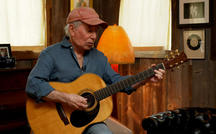 Web extra video: Paul Simon's guitar show-and-tell 