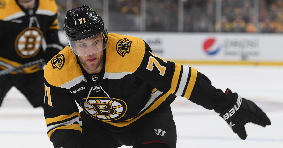 Bruins clear cap space by trading Taylor Hall to Blackhawks