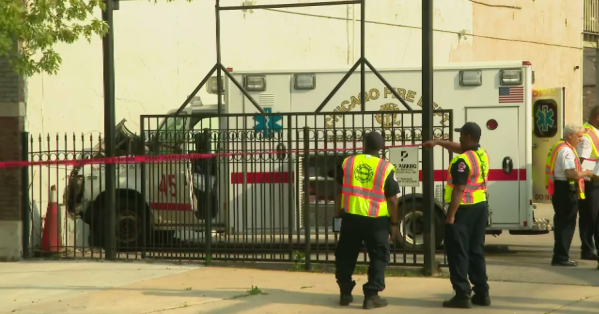 2 Paramedics Hurt After Ambulance Crashes Into Church - CBS Chicago