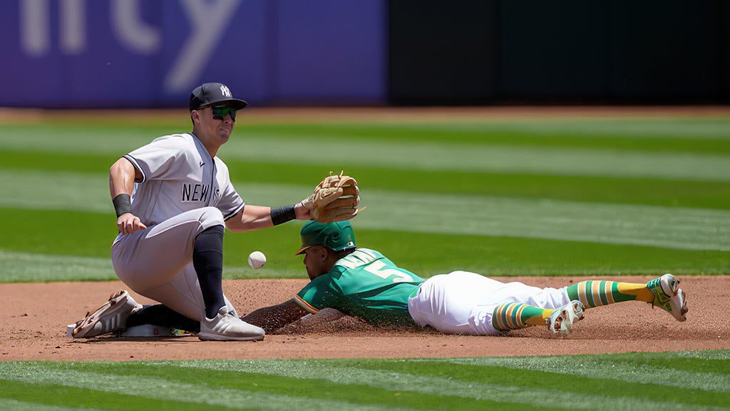 Donaldson KinerFalefa lead Yankees over As 104 Donaldson KinerFalefa lead Yankees over As 104