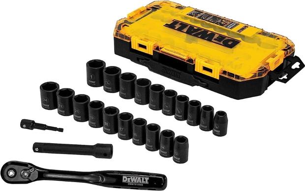 dewalt-socket.jpg 